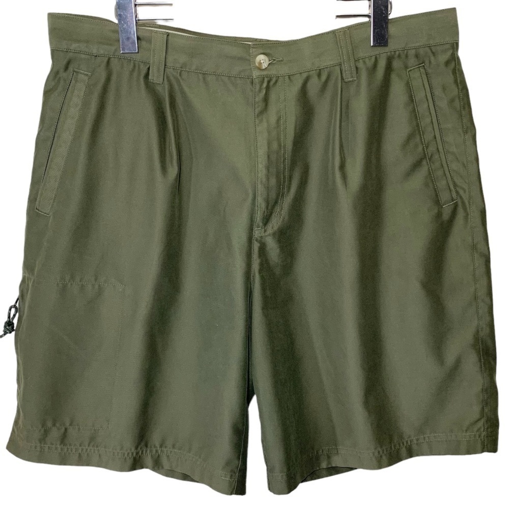 columbia XCO Hiking Shorts Green Pleated Front Relax Fit Bermuda 5 Pockets 34